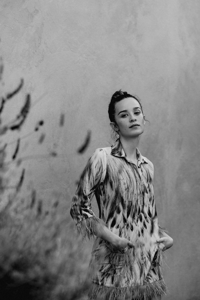 vestido plumas libertad diego guarnizo